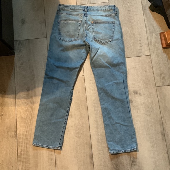 Light blue men’s H&M denim jeans - Picture 2 of 3